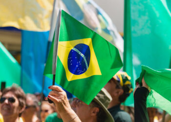 Pilares da Política Brasileira: Elementos Fundamentais para Entender o Sistema