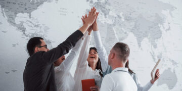 Descubra as Oportunidades do Curso de Relações Internacionais